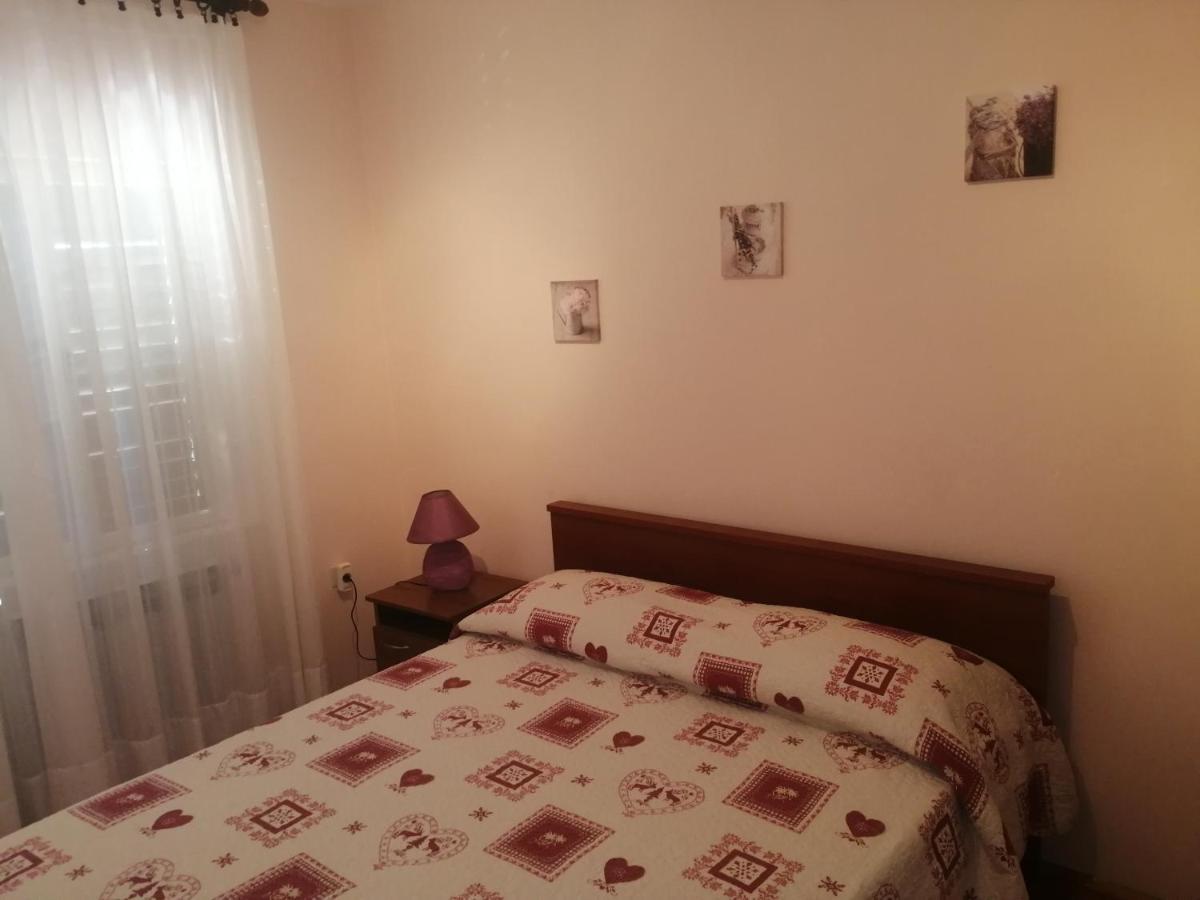 Apartment Vera, 80 M From The Sea Novigrad Istria Buitenkant foto