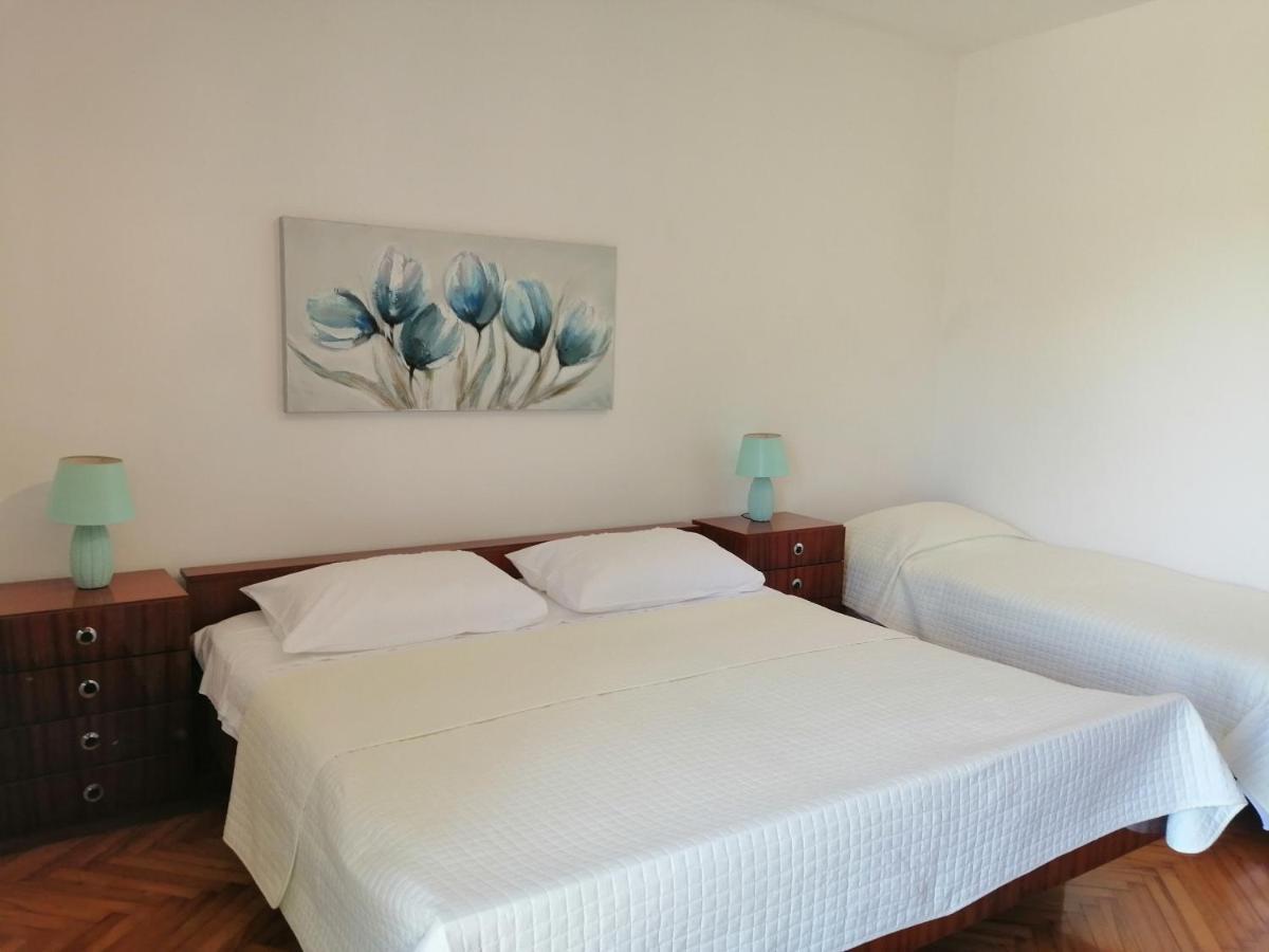 Apartment Vera, 80 M From The Sea Novigrad Istria Buitenkant foto